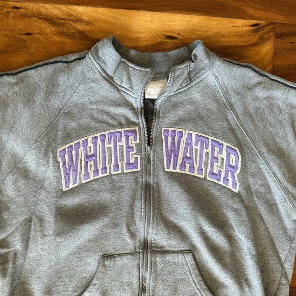 Jansport UW-Whitewater Zip-Up Cropped Grey Sweatshirt size XL - Picture 2 of 3